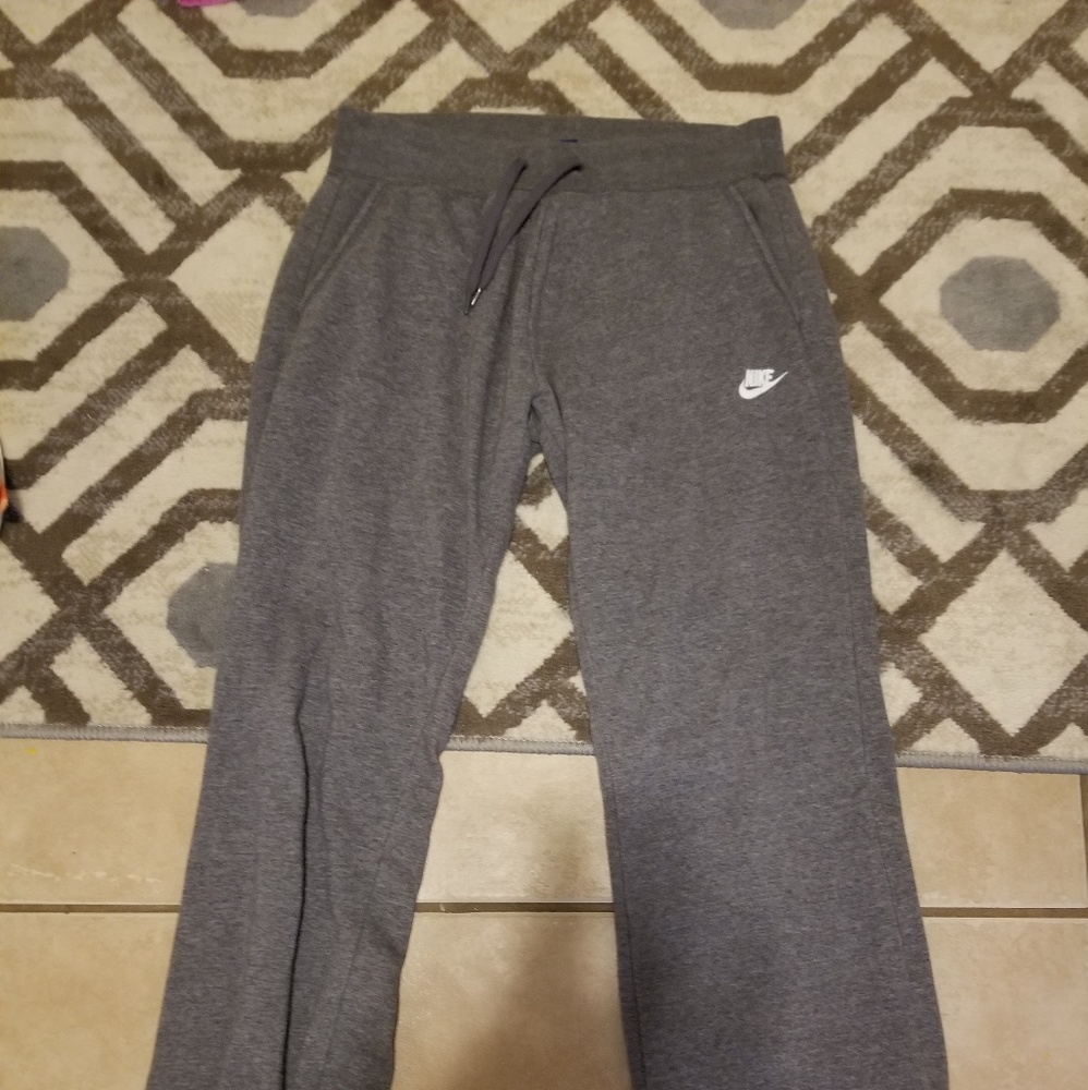 Nike joggers